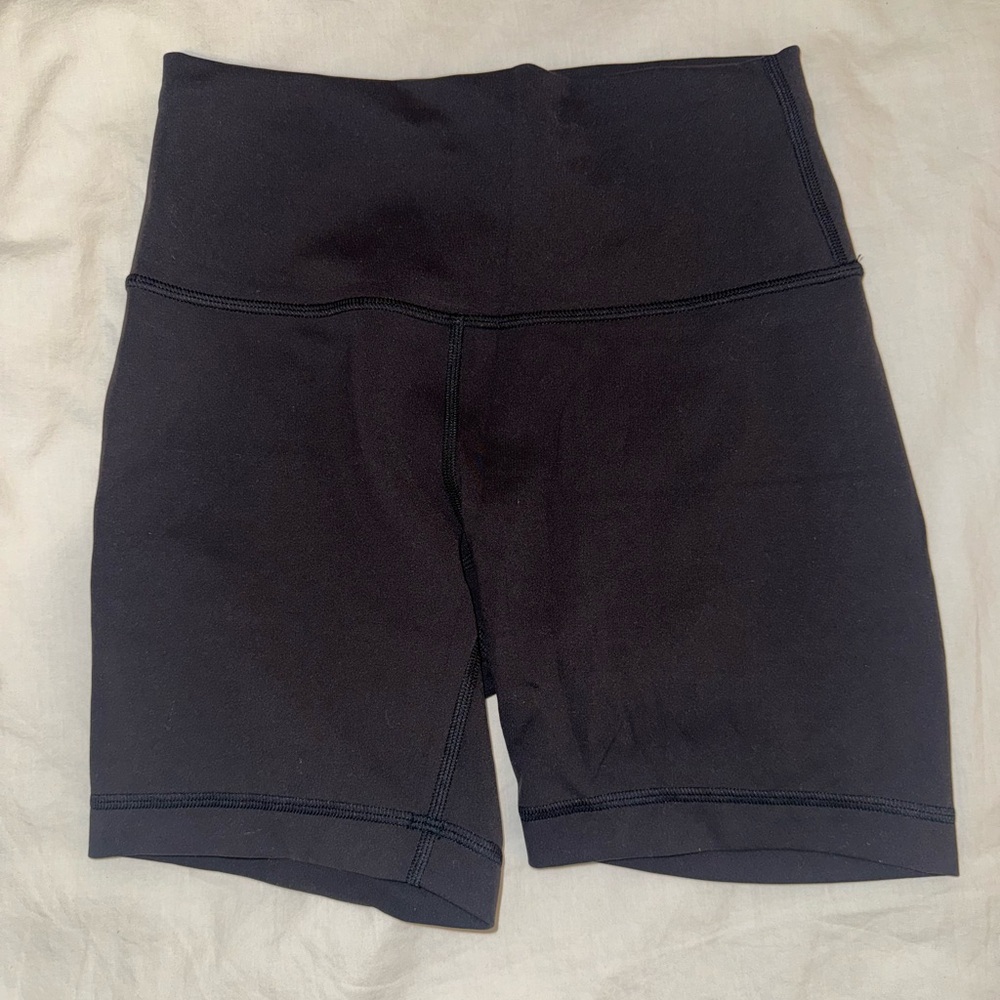 Black lululemon Women's biker shorts